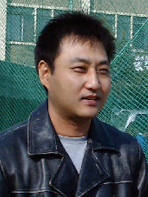 김수용